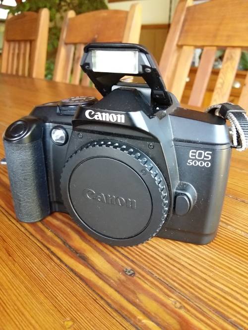 Vintage Canon Eos 5000 -35mm Camera