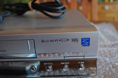 LG 6 Head HiFi Stereo VCR With Remote