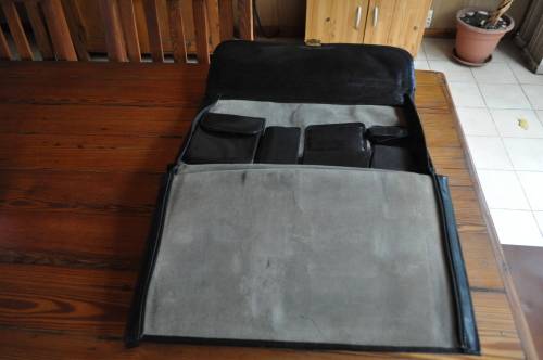 Vintage Leather Carry Case  Bag (please read)