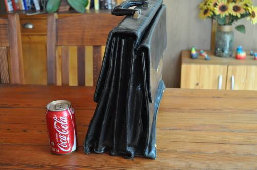 Vintage Leather Carry Case  Bag (please read)