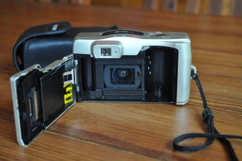 Samsung Fino 700xl 35mm Film Camera