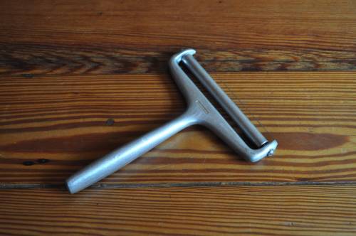 Roller Wire Cheese Slicer W. Germany