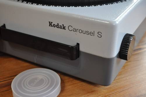 Vintage Kodak Carousel Slide Projector Takes 80 Slides