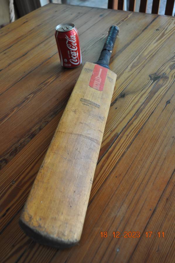 Gray Nicolls Crusader Old School Cricket Bat
