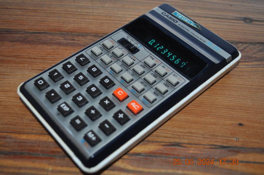 Vintage Casio Scientific Calculator