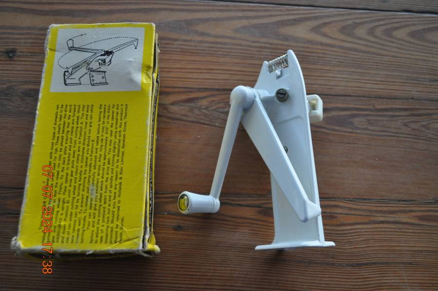 Vintage Wall Mount Can Opener