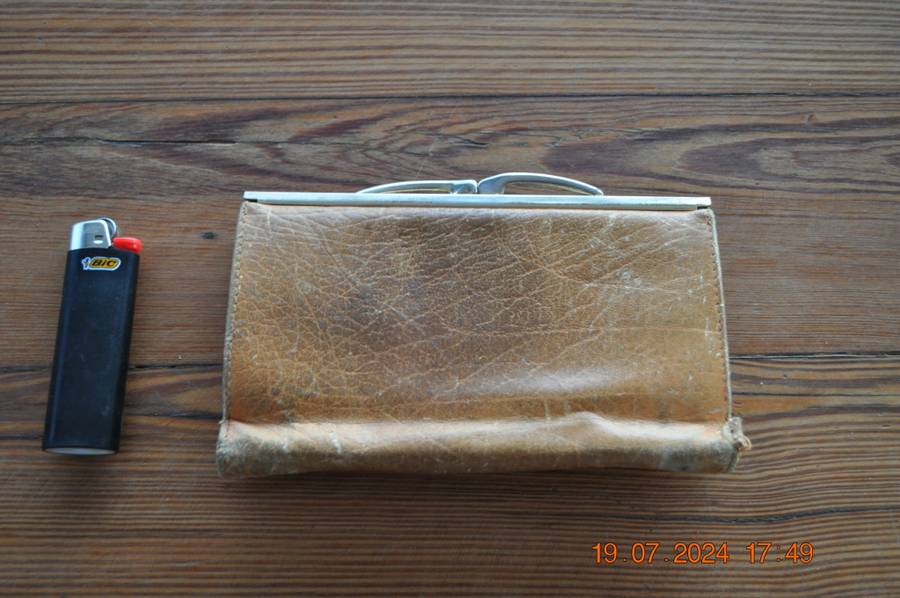 Vintage Purse Genuine Hide