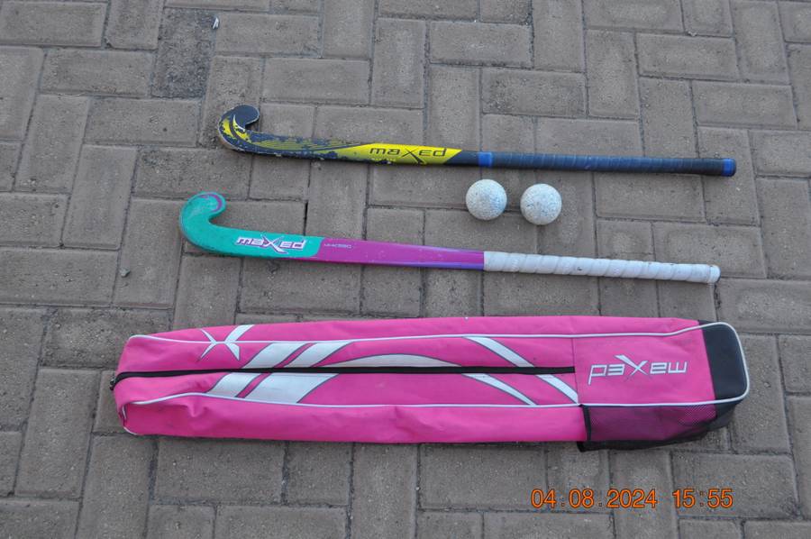 Hockey Sticks 2 Balls Carry Bag