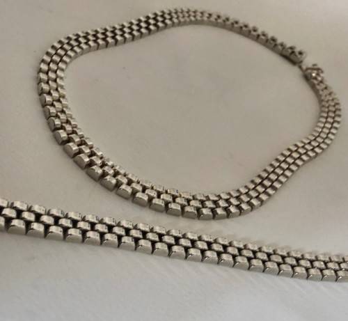 .925 Silver Jewellery Set - Matching Choker And Bracelet