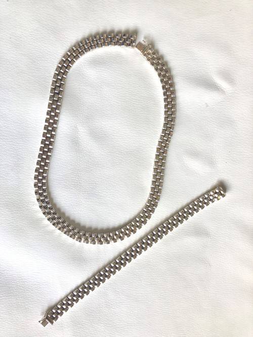 .925 Silver Jewellery Set - Matching Choker And Bracelet