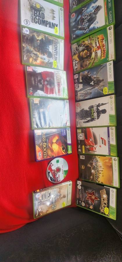 XBOX 360 + 20 Games