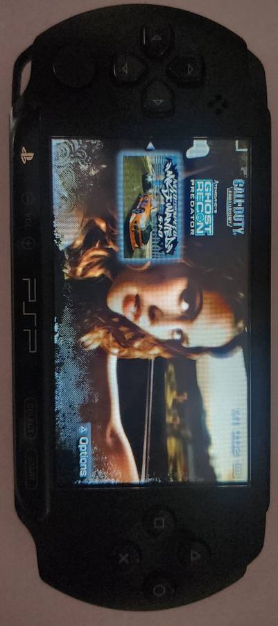 Original PSP + 8 Games