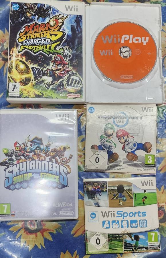 Nintendo Wii + 5 Games