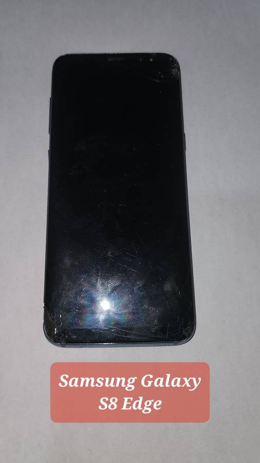 4 Cellphones up for GRABS