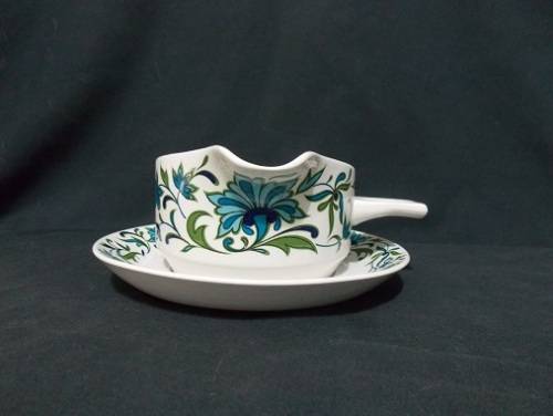 Midwinter Sauce Boat on Saucer