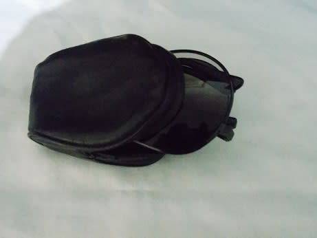 Folding Sun Glasses with Pouch