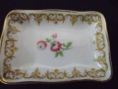 Crown Staffordshire Set of Five Stunning Pin Dishes