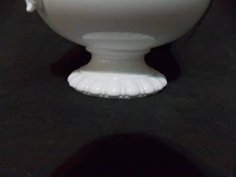 Royal Worcester Beautiful Porcelain Vase