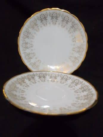 Stunning Chinese Saucer and Small Plate With beautiful Gold Patterns