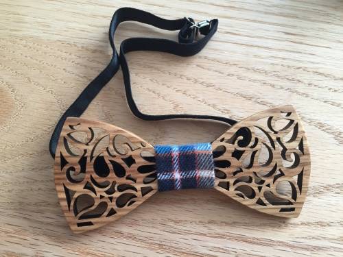 Light Brown Wooden Bow Ties