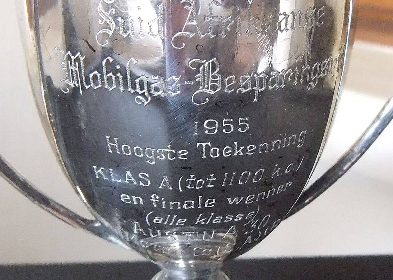 1955 MOBILGAS AUSTIN RACE - ECONOMY RUN TROPHY A CLASS - COURIER R130