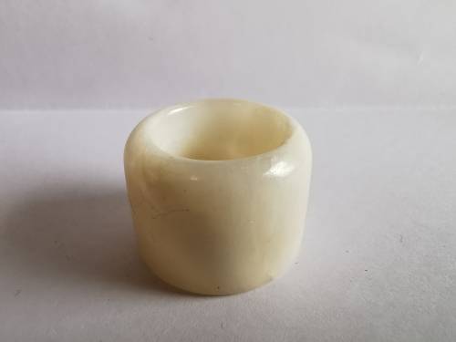 Antique Eastern Chinese  Hetian jade Fingerstall with wooden case