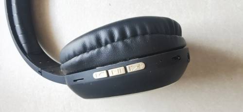 Amplify Chorus Bluetooth Headphones