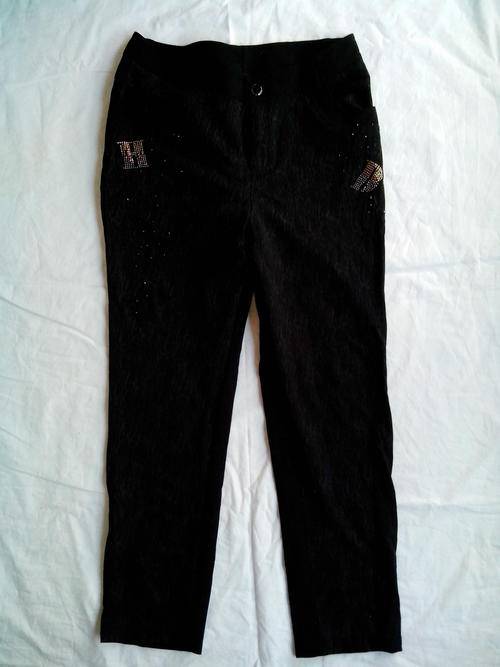 STUNNING BLACK PANTS WITH BLING!