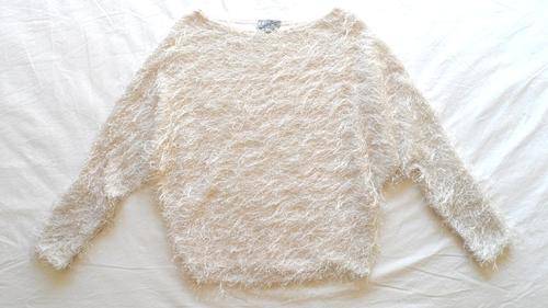 CHIC YDE FLUFFY SWEATER