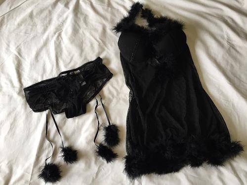 DESIGNER BLACK LACE POMPOM BABYDOLL SET