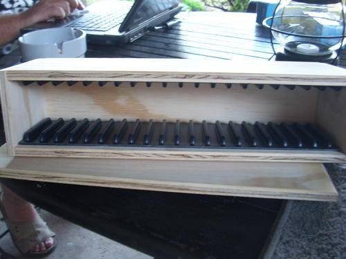 Wooden holder for ngc slabs ect holds 20 slabs