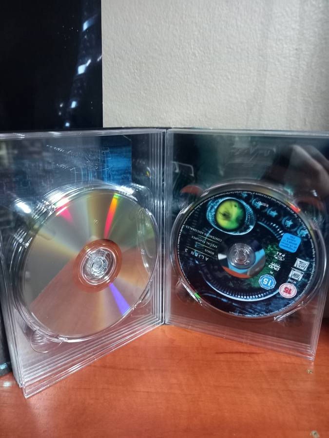 Alien Quadrilogy 9 Disc Box Set