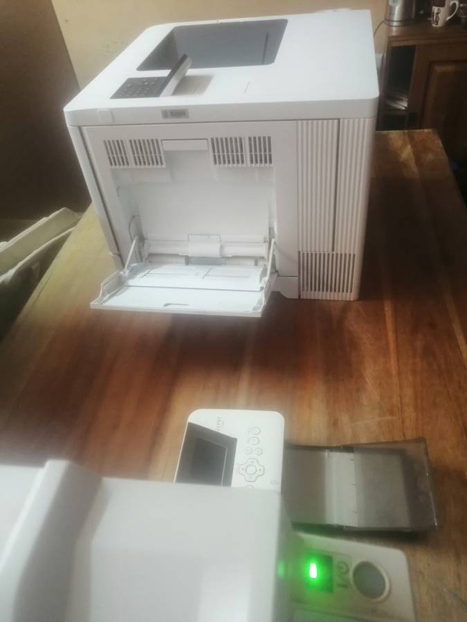 Hp color laserjet m552