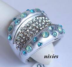 TRENDY WHITE GOLD PLATED COCKTAIL RING - SIZE 6(M)