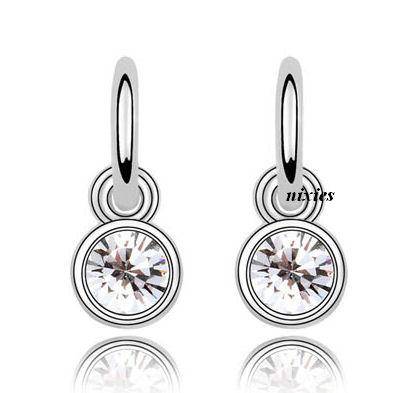BEAUTIFUL SWAROVSKI DIAMOND  DANGLING STUDS