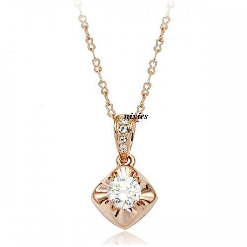 EXQUISITE SWAROVSKI DIAMOND NECKLACE