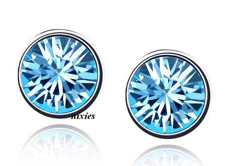 BLUE TOPAZ SWAROVSKI 6mm ROUND STUDS