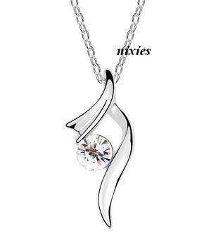 DAZZLING DIAMOND SWAROVSKI PENDANT on chain