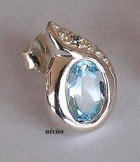 LOVELY 925 STERLING SILVER BLUE TOPAZ CZ STUDS