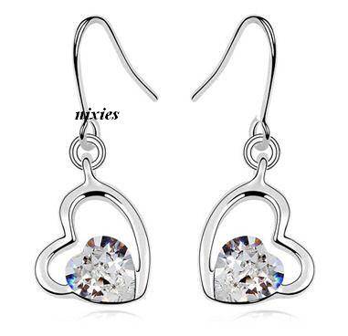 **NEW** SWAROVSKI DIAMOND HEART EARRINGS