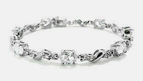 ATTRACTIVE WHITE GOLD DIAMANTE BRACELET