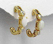 BEAUTIFUL 925/14K GOLD VERMEIL OPAL & DIAMOND HUGGIES