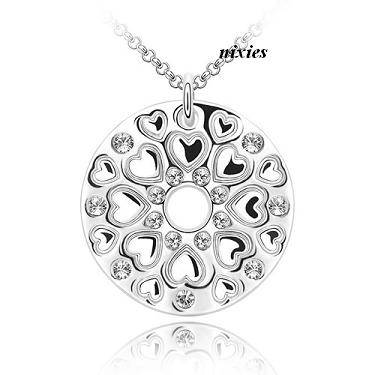 EXQUISITE SWAROVSKI SAPPHIRE CIRCLE PENDANT on chain
