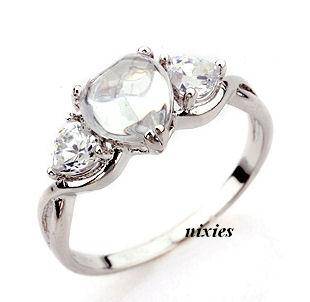 STRIKING WHITE GOLD EP HEART DIAMOND ENGAGEMENT RING - SIZE 6(M)