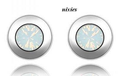GORGEOUS DAINTY MILKY TOPAZ SWAROVSKI EARRING STUDS