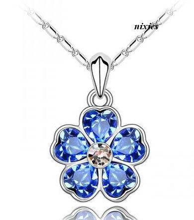 LOVELY TANZANITE SWAROVSKI FLOWER on chain