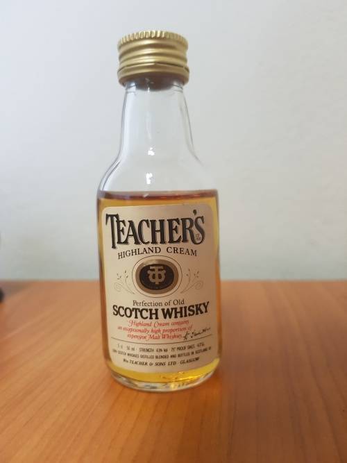 Teachers Scotch Whisky mini 50ml ( 2 bottles)