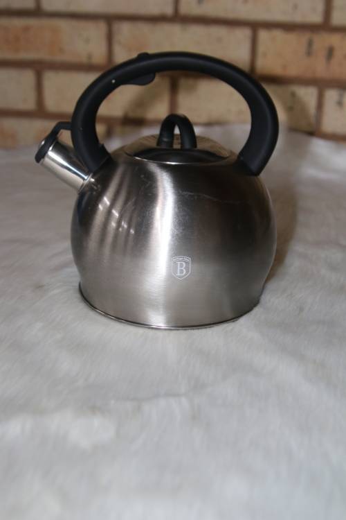 Berlinger Haus 3L Stainless Steel Whistling Kettle
