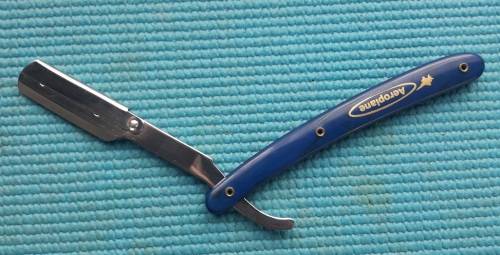 Shavette Disposable Blade Straight Razor (Blue)