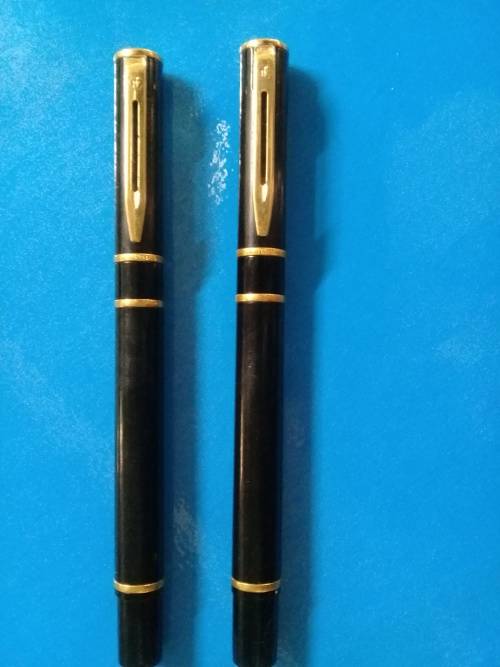 Set two Waterman Fountain Pen and Roller Ball Pen - Black with Gold Trim